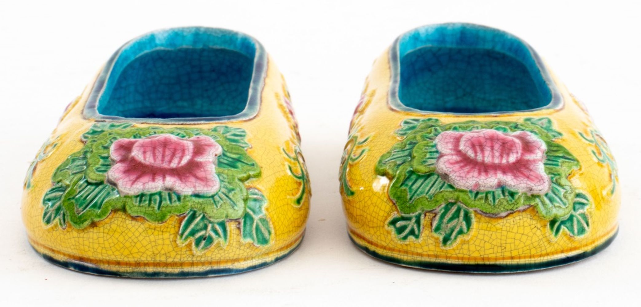 CHINESE ENAMEL SLIPPERS IN PRESENTATION 2bc3e3