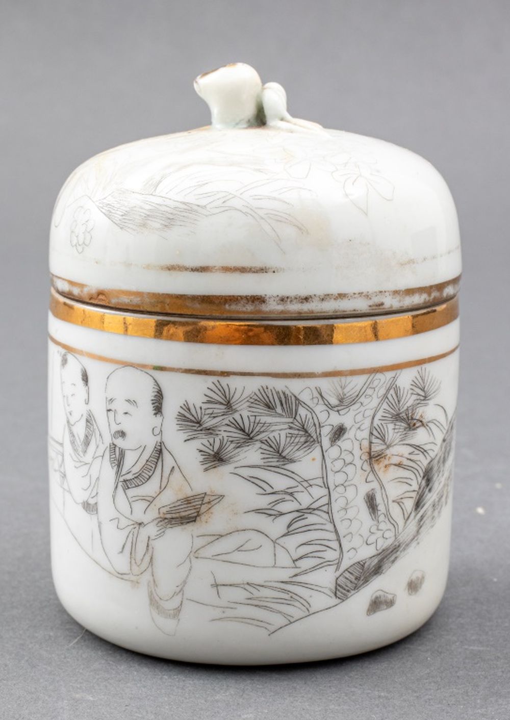CHINESE PORCELAIN WARMING JAR AND 2bc3e6