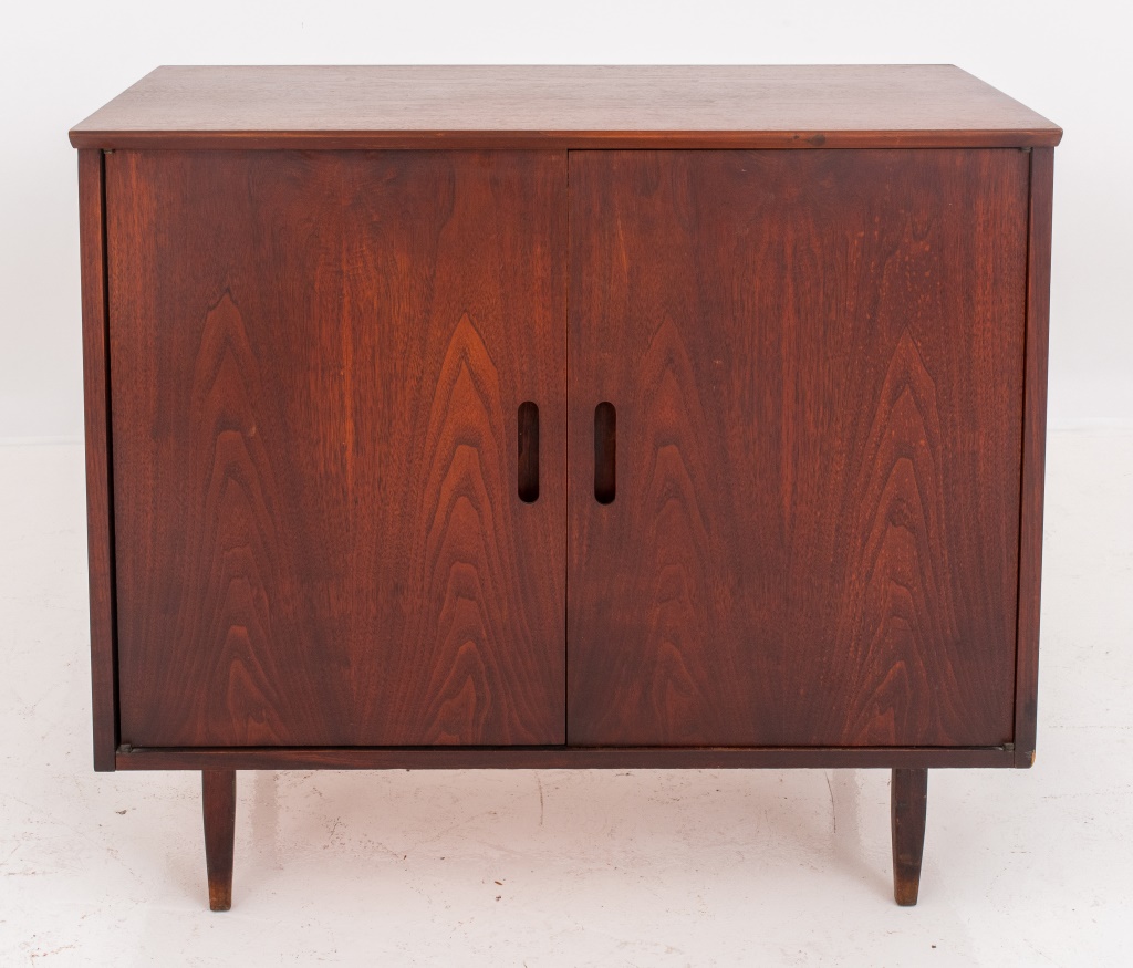 DANISH MODERN TEAK TWO DOOR CABINET  2bc56f