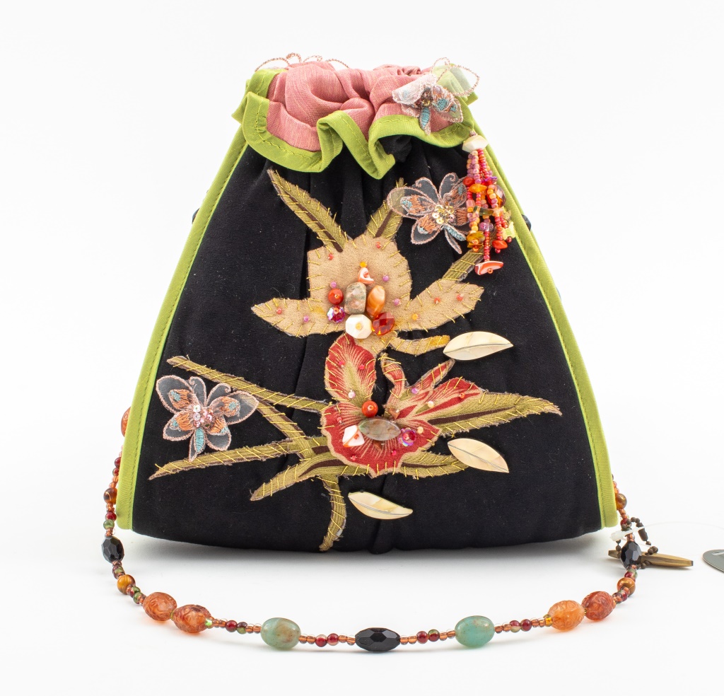 MARY FRANCES "ORCHID" PURSE Mary