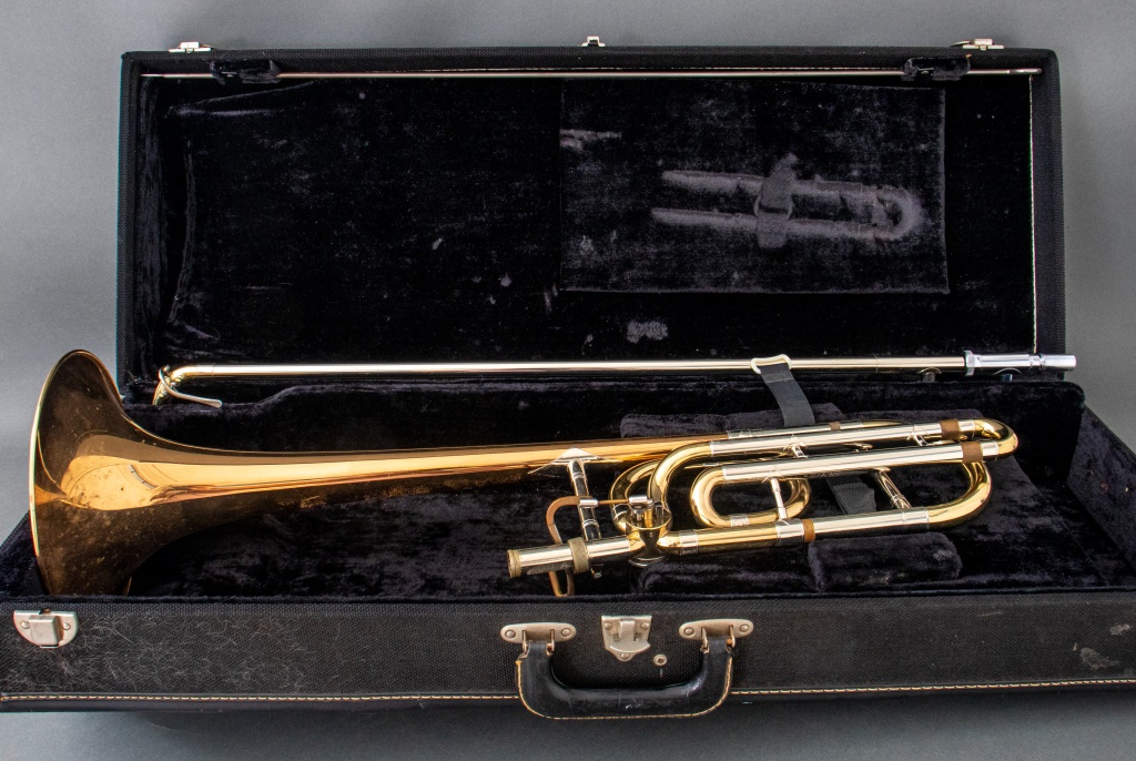 HOLTON TROMBONE WITH CASE Gilt 2bc6a8