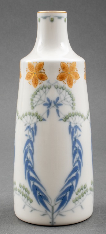 SEVRES ART NOUVEAU PORCELAIN VASE,