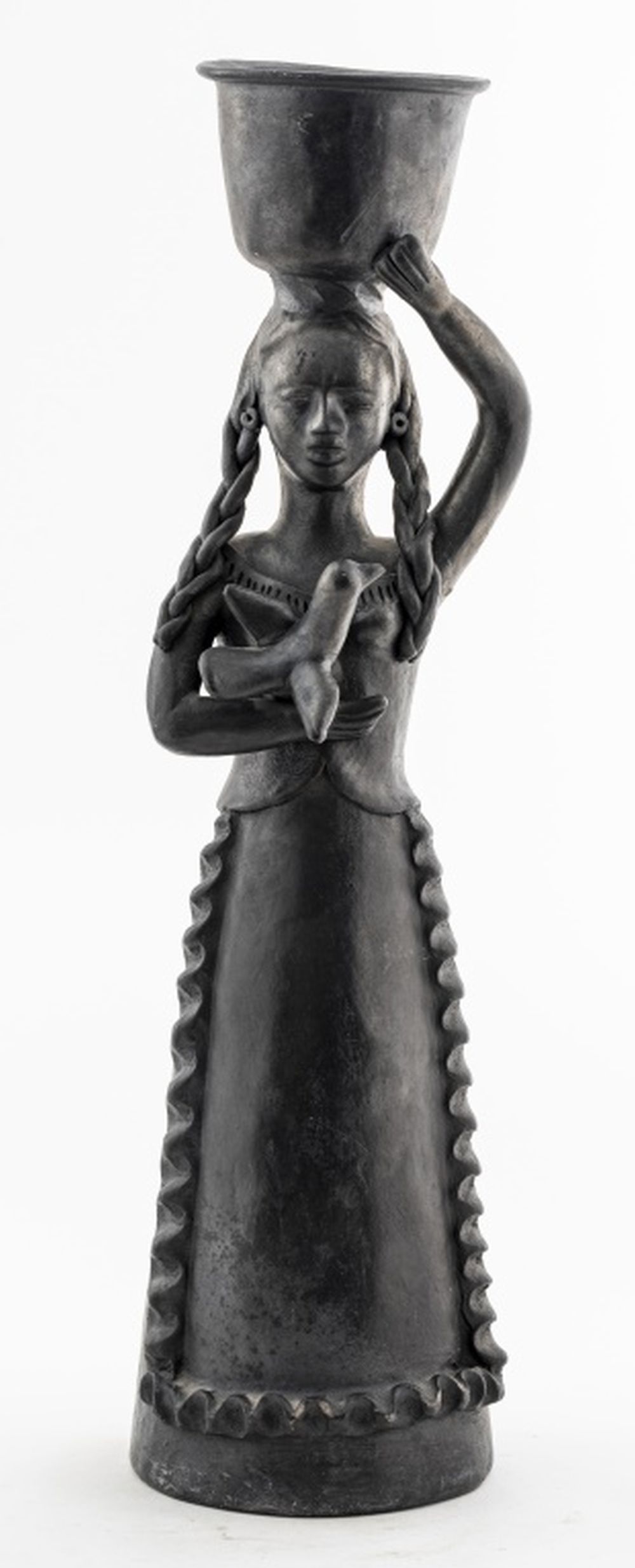 BLACK CLAY SCULPTURE OF WOMAN CARRYING
