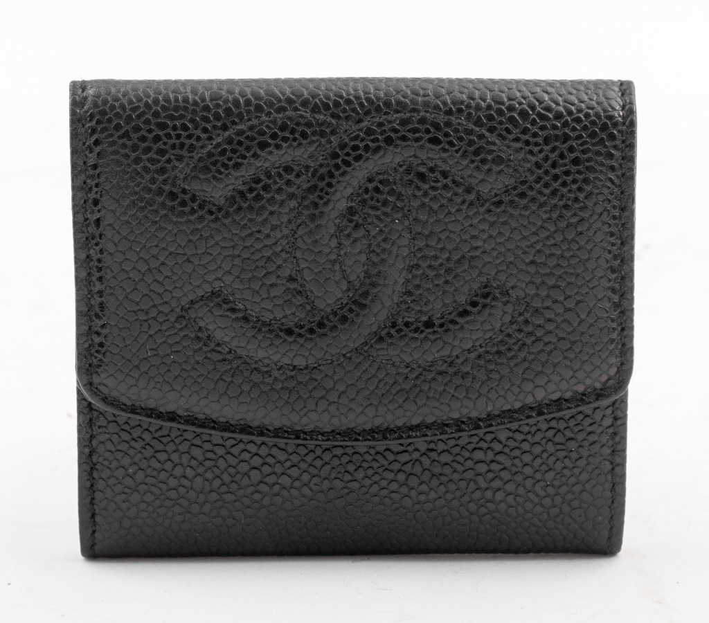 CHANEL BLACK CAVIAR LEATHER FOLDING 2bc8fb