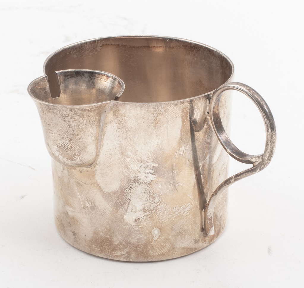 MODERN STERLING SILVER CUP Modern