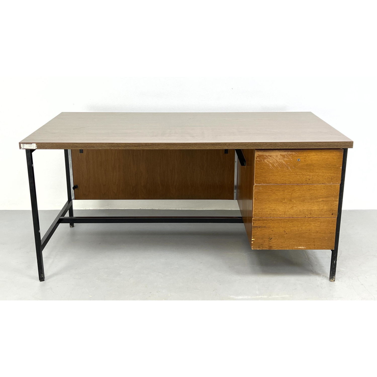 Florence Knoll Walnut Desk Marked 2ba525