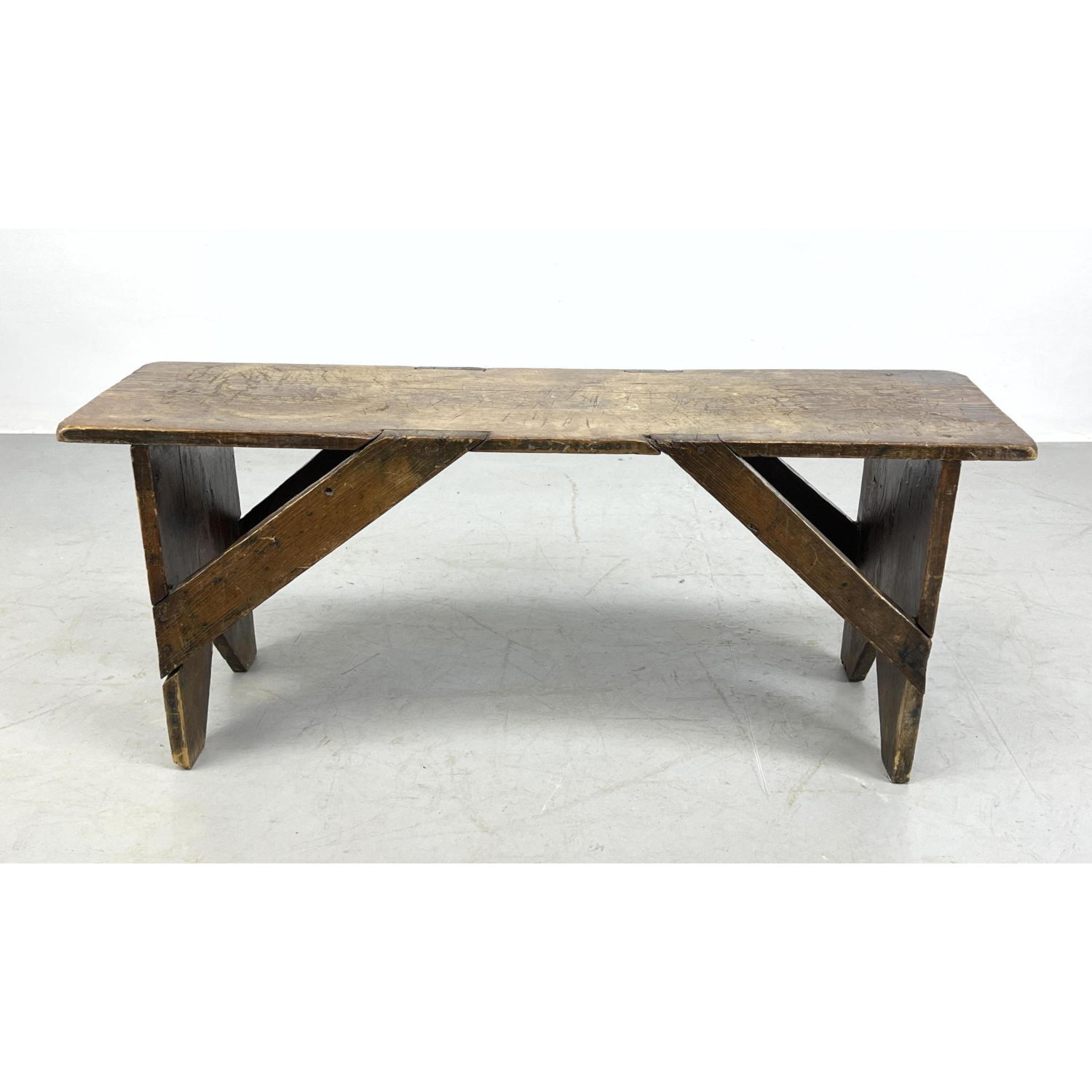 Distressed Vintage Wood Bench  2ba543