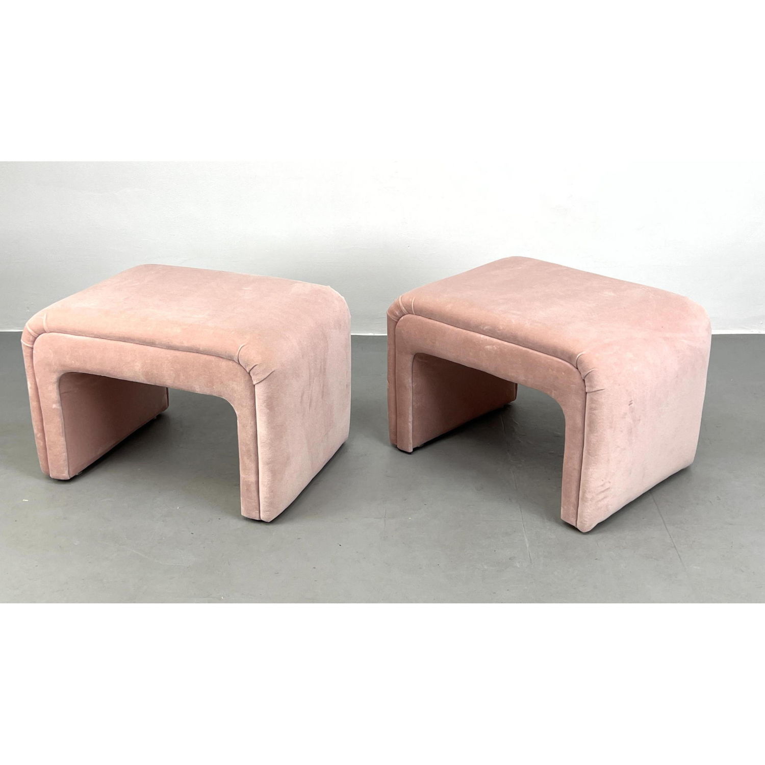 Pr Pink Upholstered Modern Design