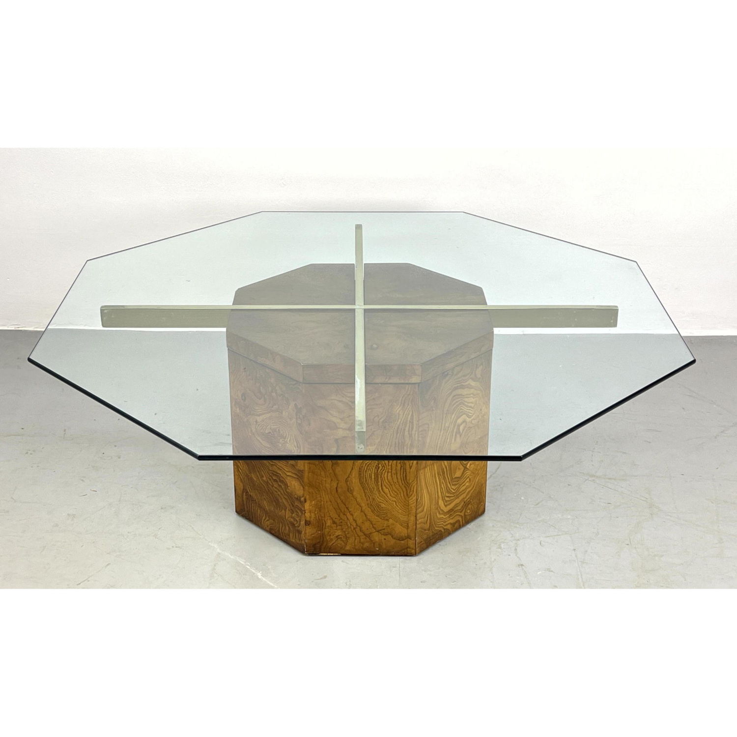 LANE Octagonal Base Burl Wood,