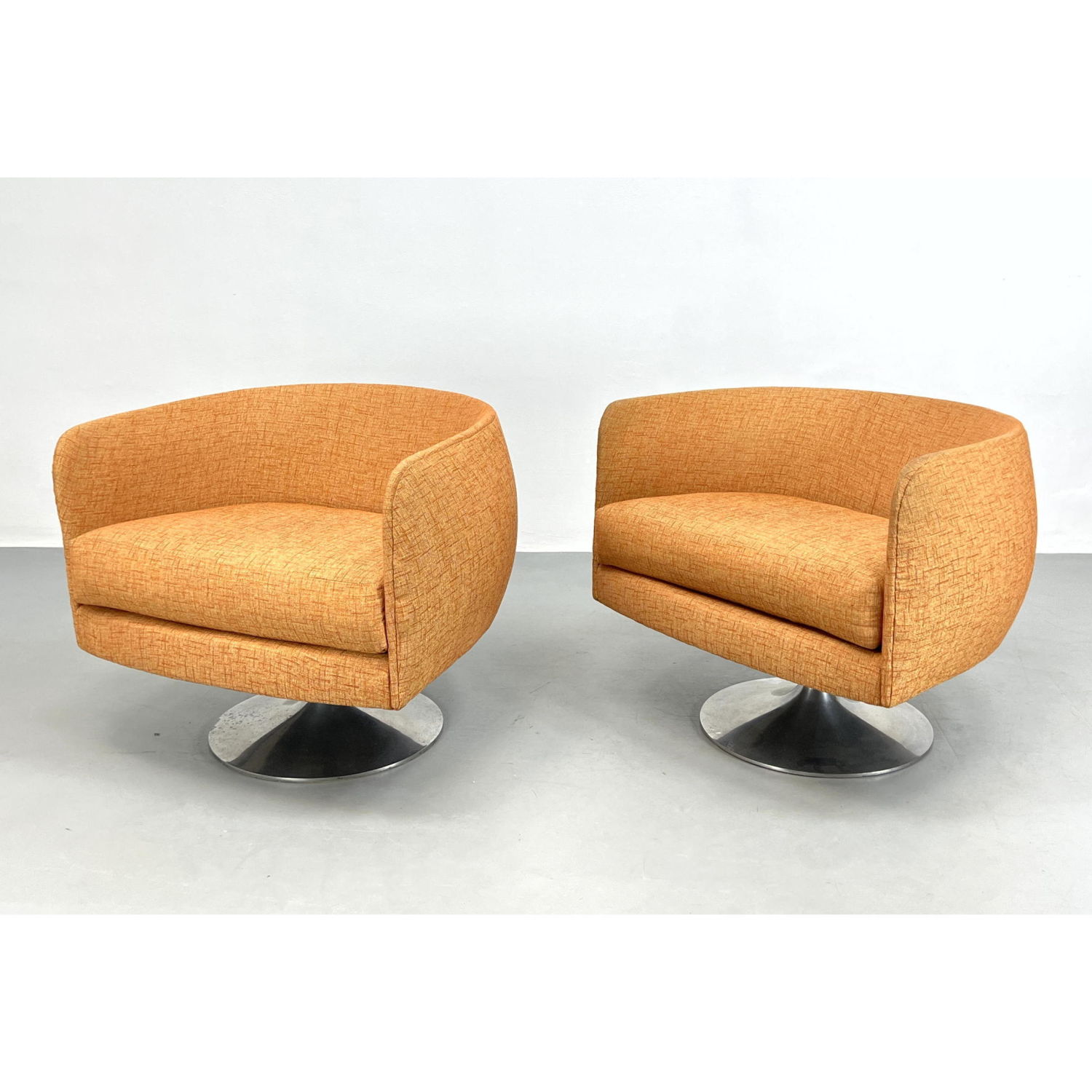 Pair Vintage Tulip Base Tub Lounge 2ba594