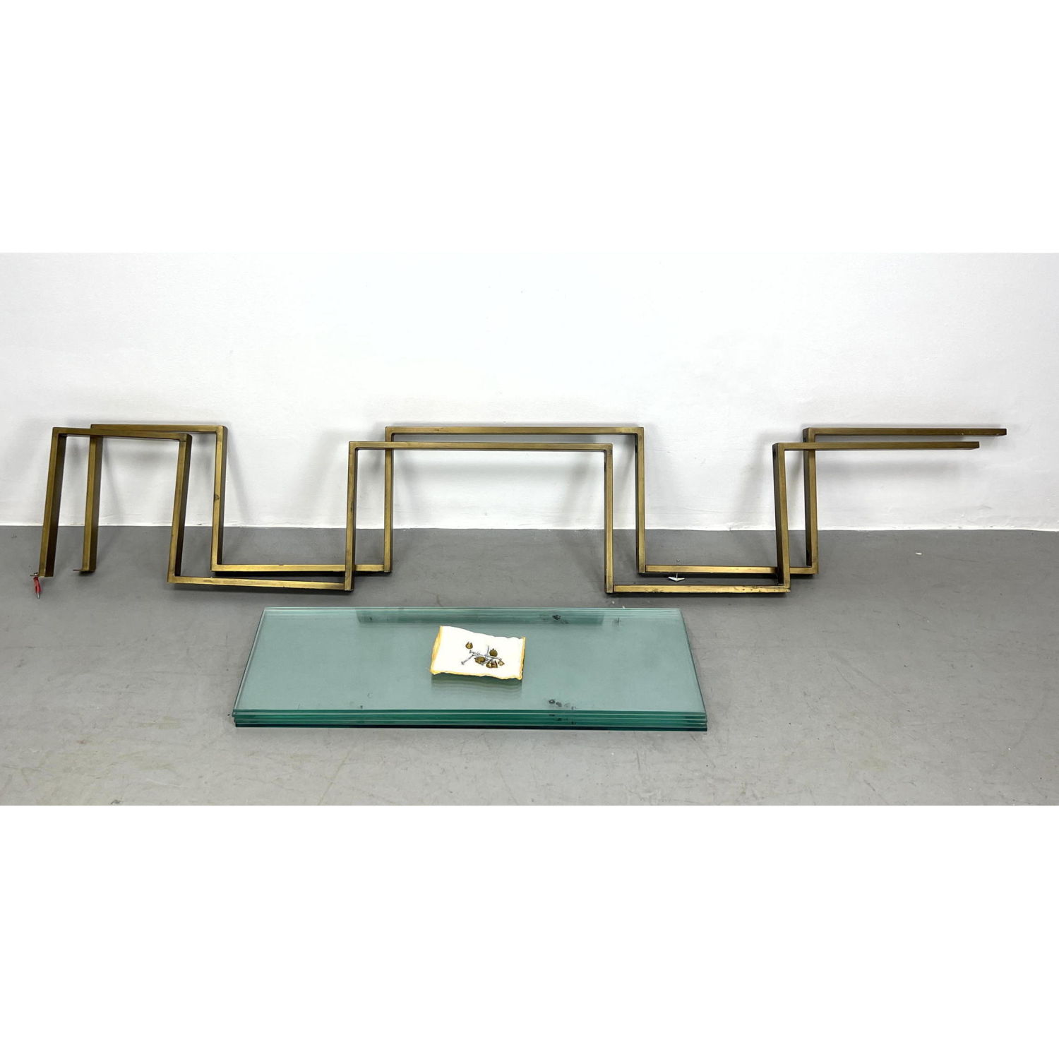 Modernist Metal Wall Display Shelf 2ba59d