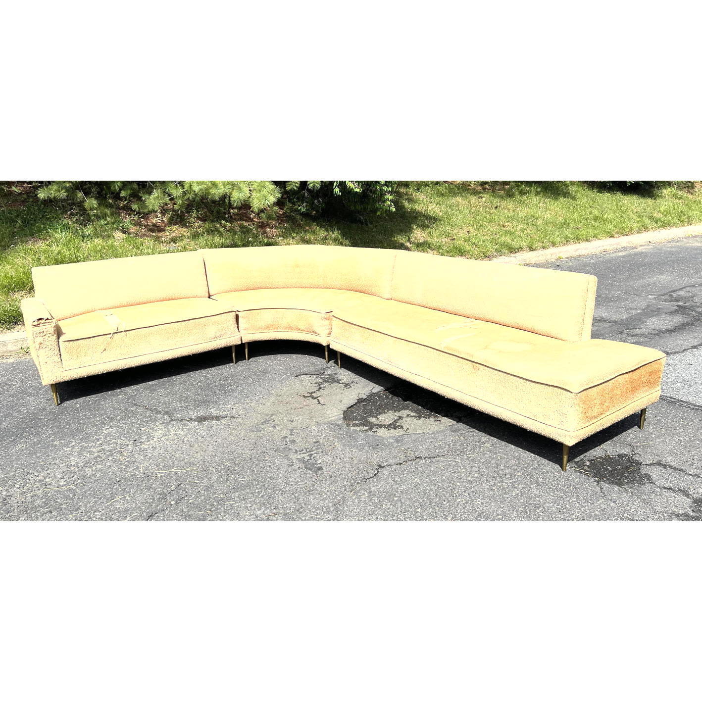 DUNBAR Style Sectional Sofa with