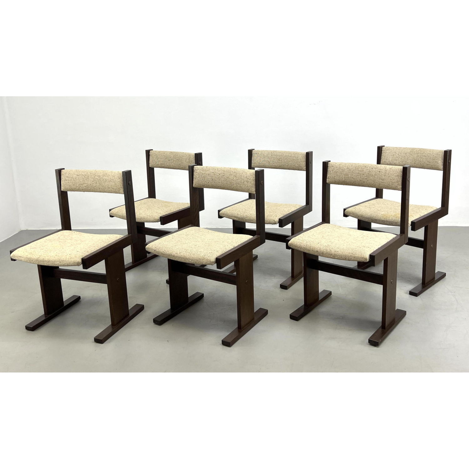 Set 6 Rosewood Stained Dining Chairs  2ba5dd