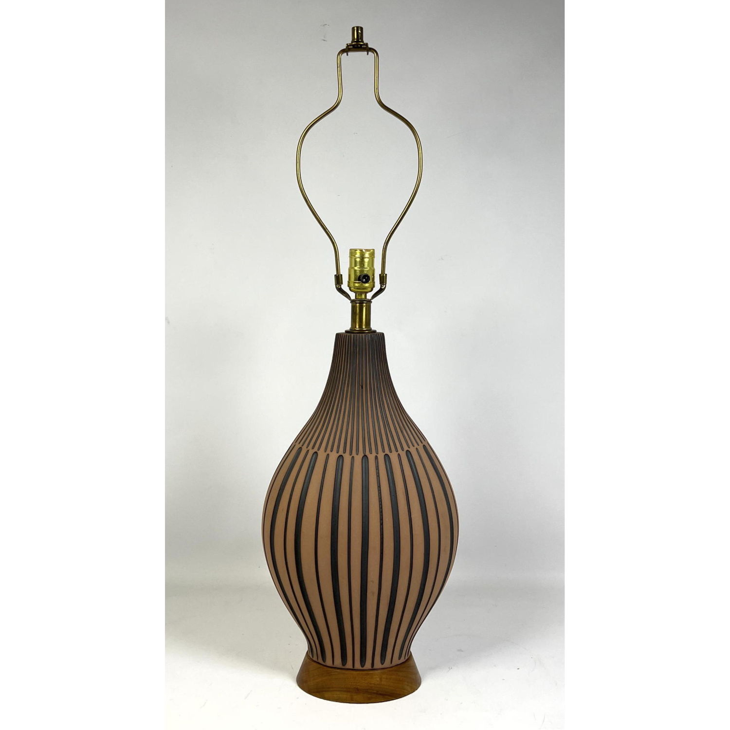Brown and Black Bulbous Striped 2ba602