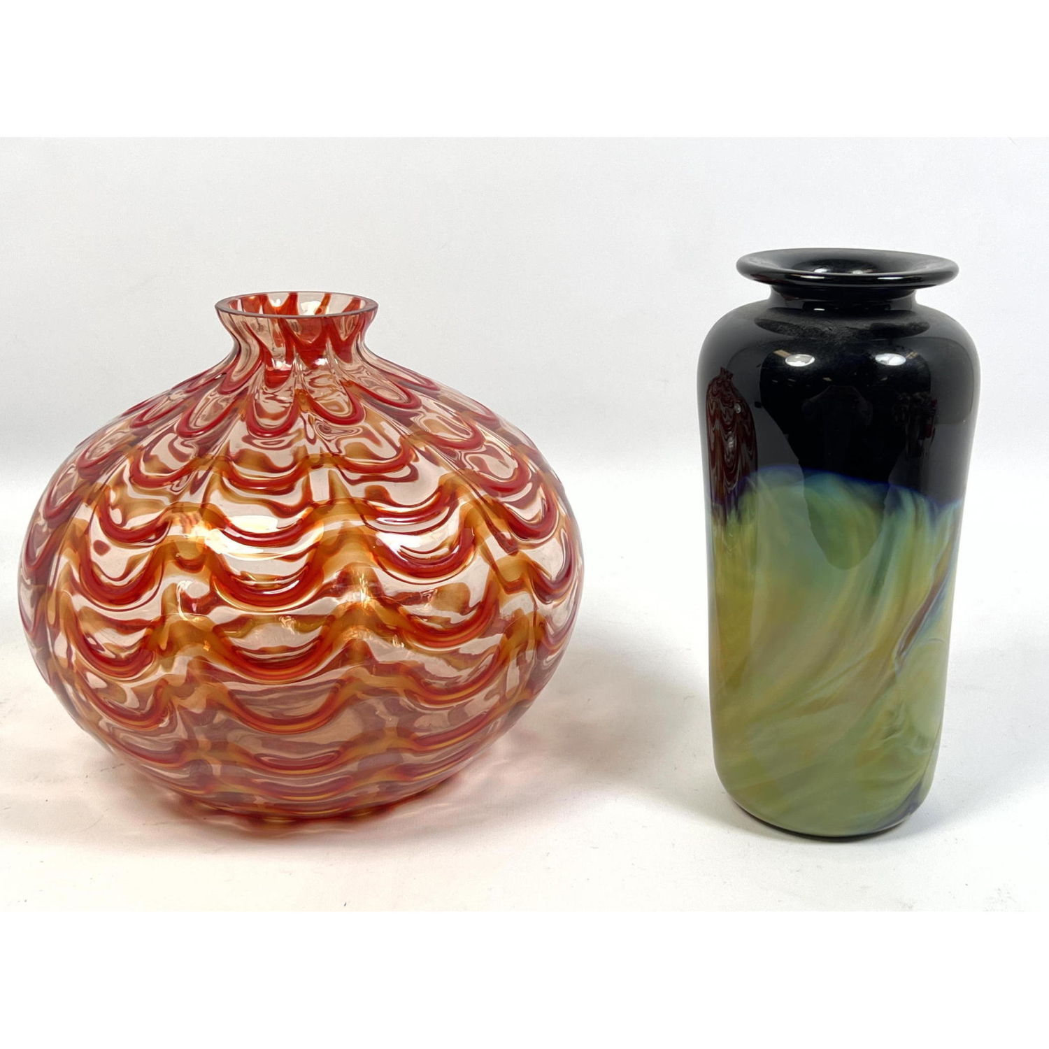 2pcs Art Glass. Czechoslovakia