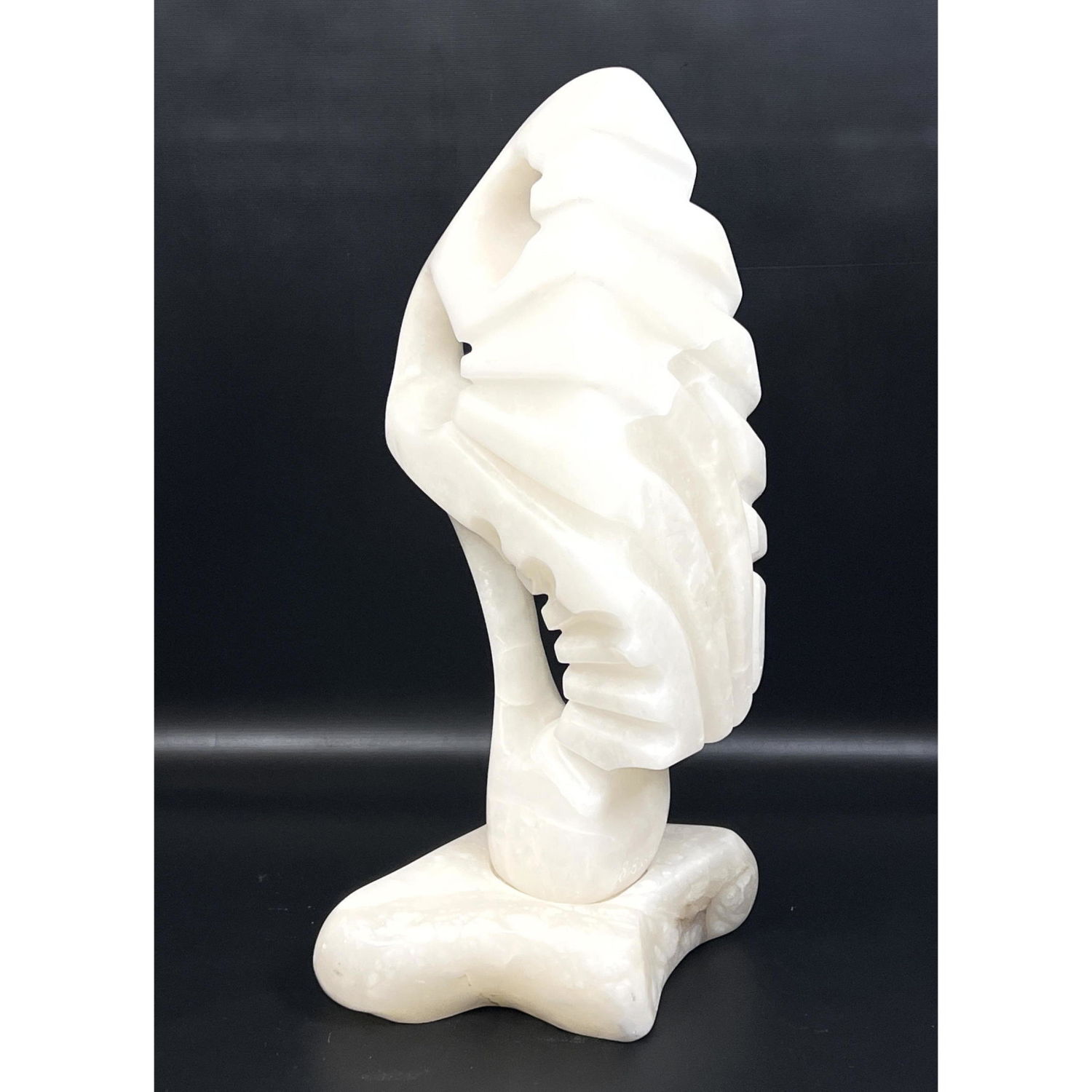 Biomorphic Carved Alabaster Stone 2ba63d