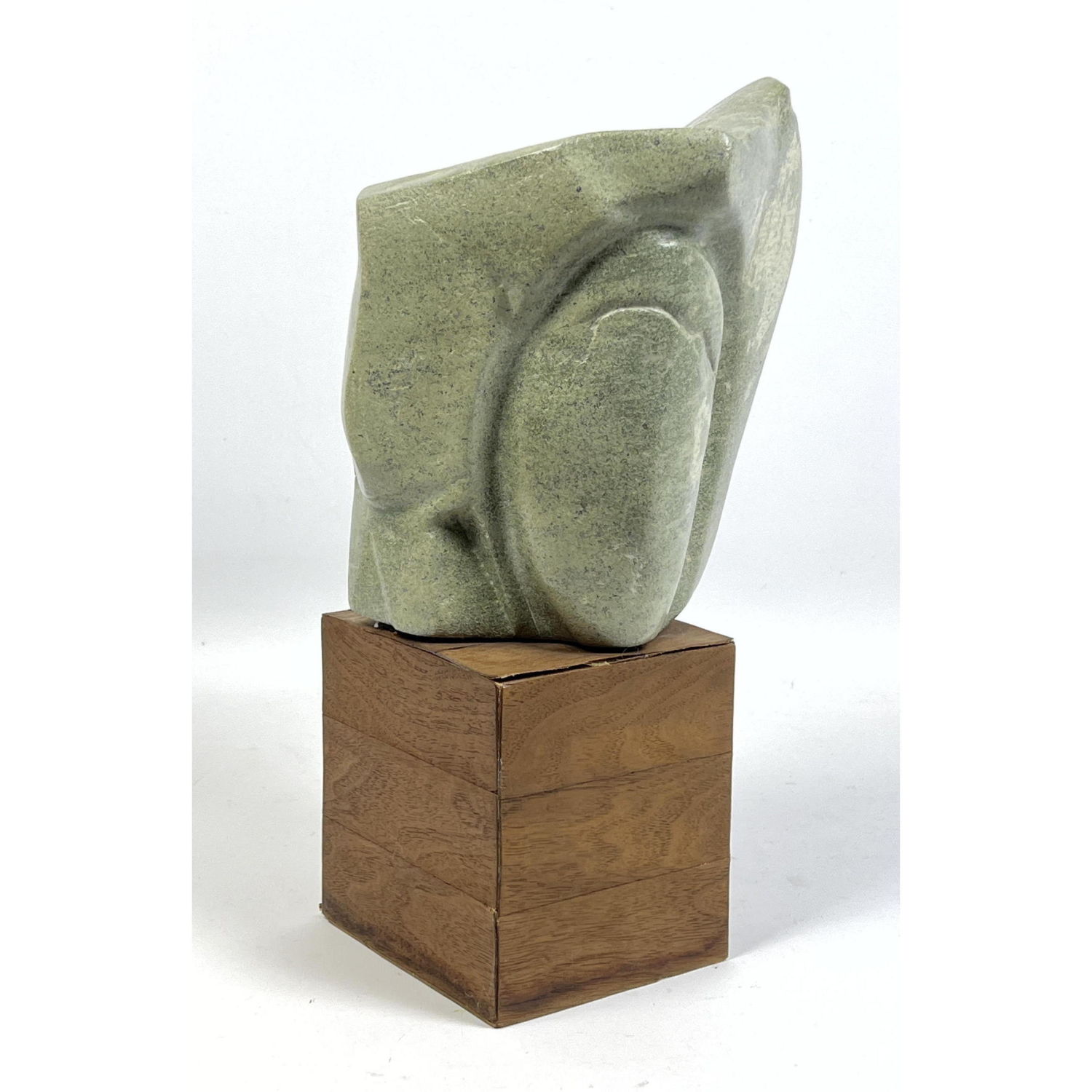 DORA KAUFMAN Carved Serpentine 2ba63e