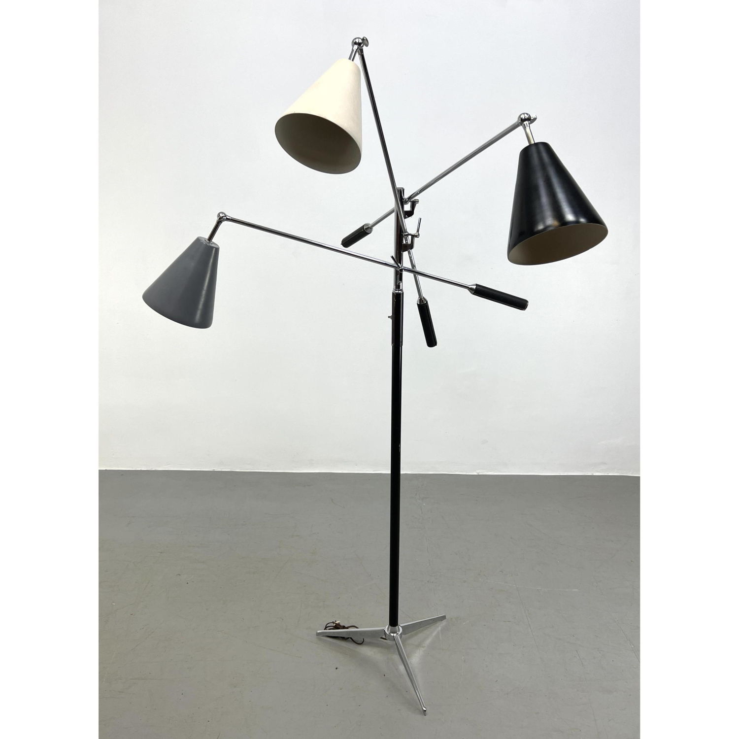 ANGELO LELII, Triennale floor lamp.