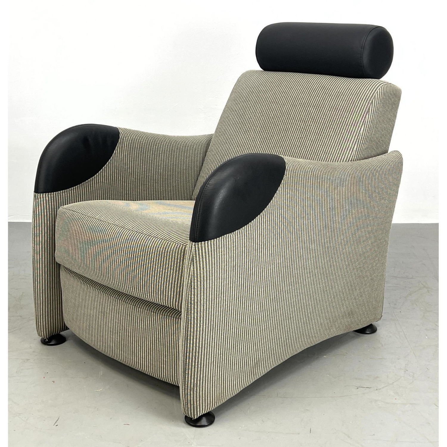 LIGNE ROSET Modernist Recliner 2ba761