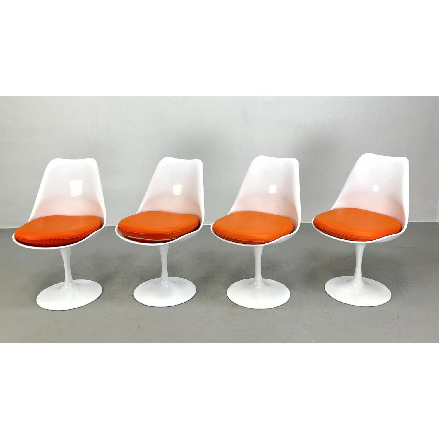 Set 4 Tulip style Dining Chairs  2ba75a