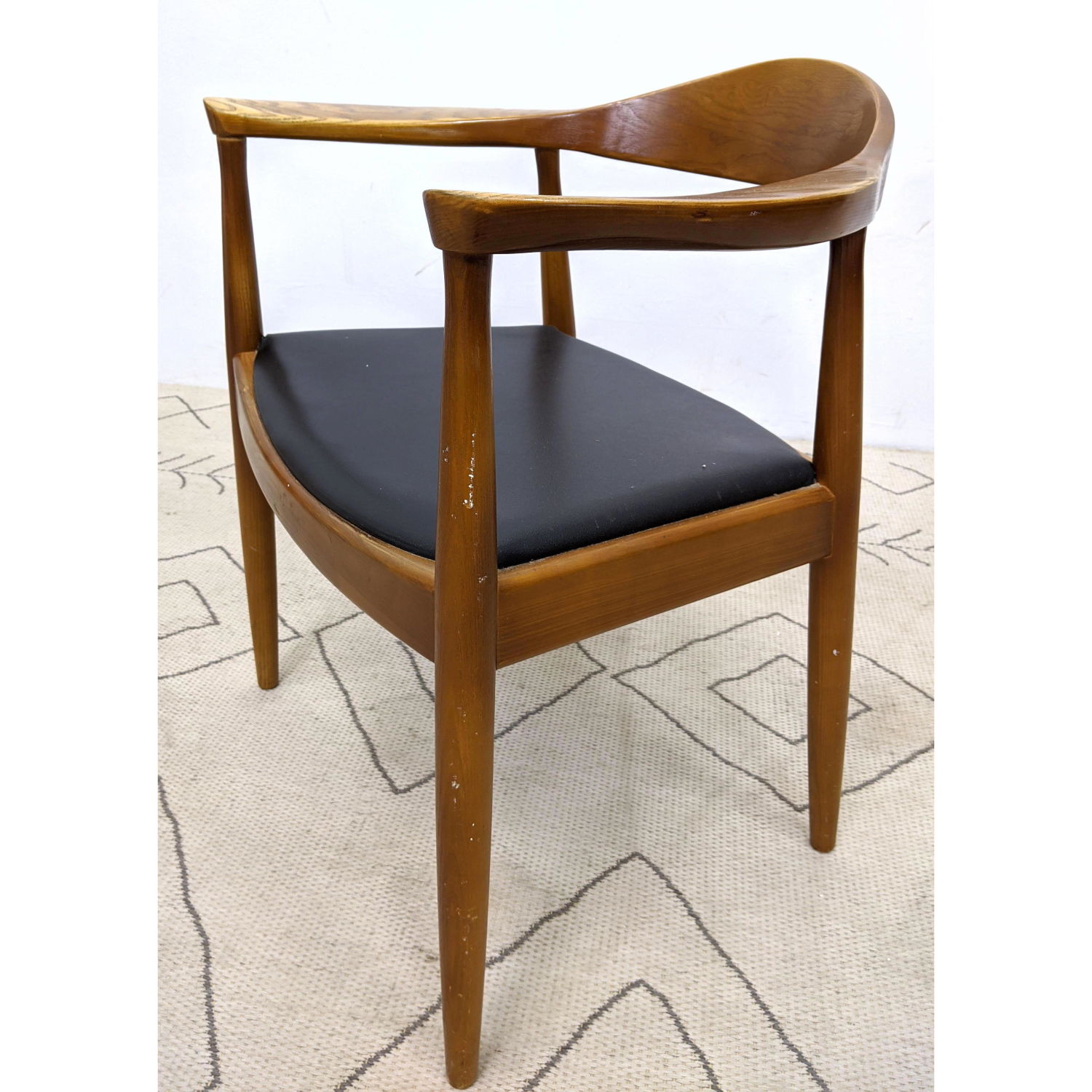 Wegner Style Arm Chair Curved 2ba7df