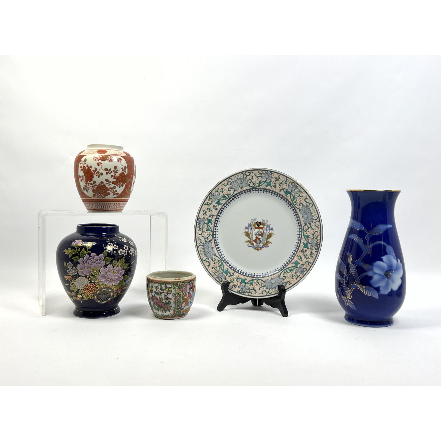 5pc Pottery and Porcelain Wares  2bab96