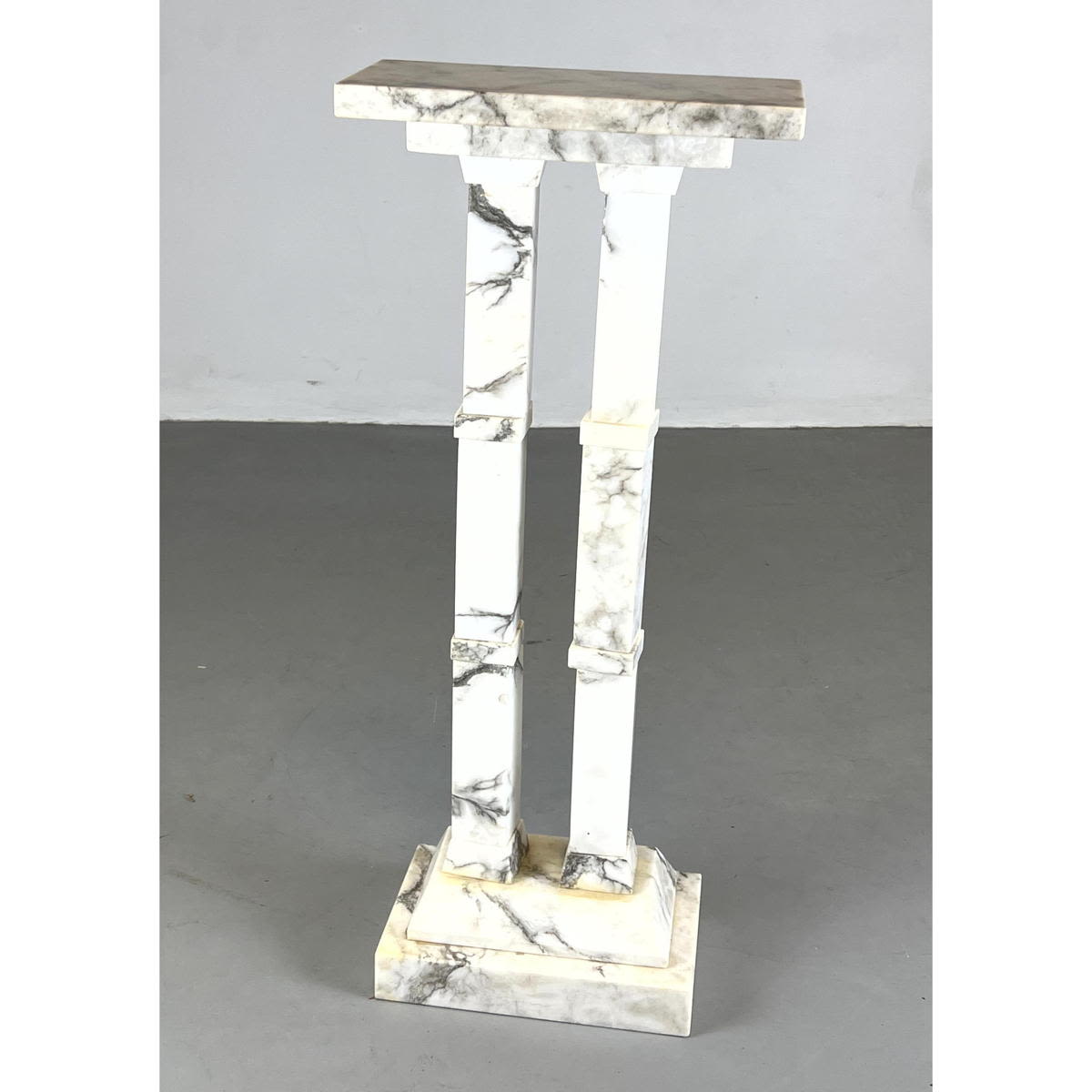 Italian Marble double column pedestal 2baf85