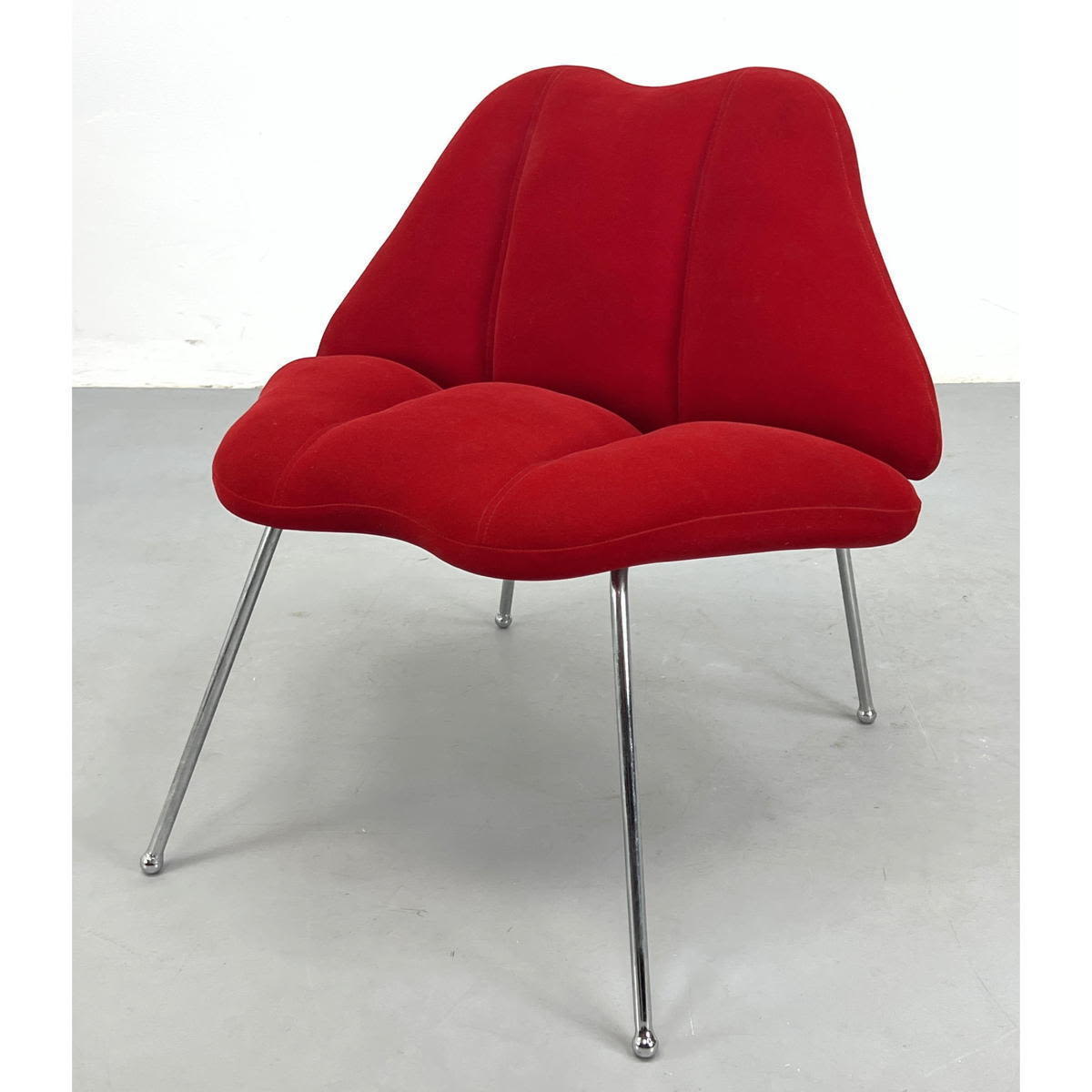 Sexy Red Lips Lounge Chair Chrome 2bafa7
