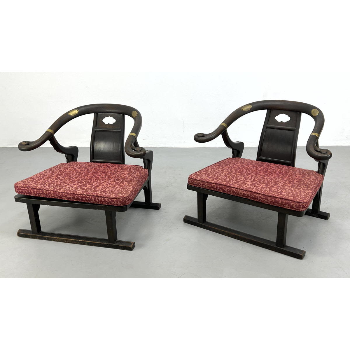 Pr Baker Asian Lounge Chairs Sloped 2bafc2