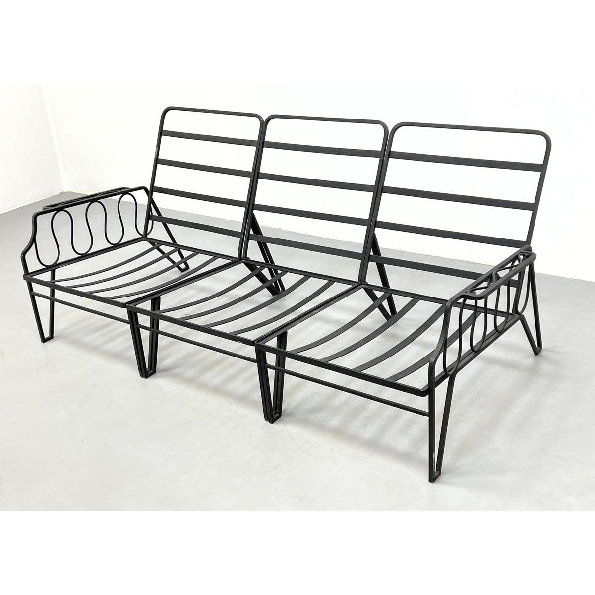 3pc Black Iron Outdoor Chair Set  2bb085