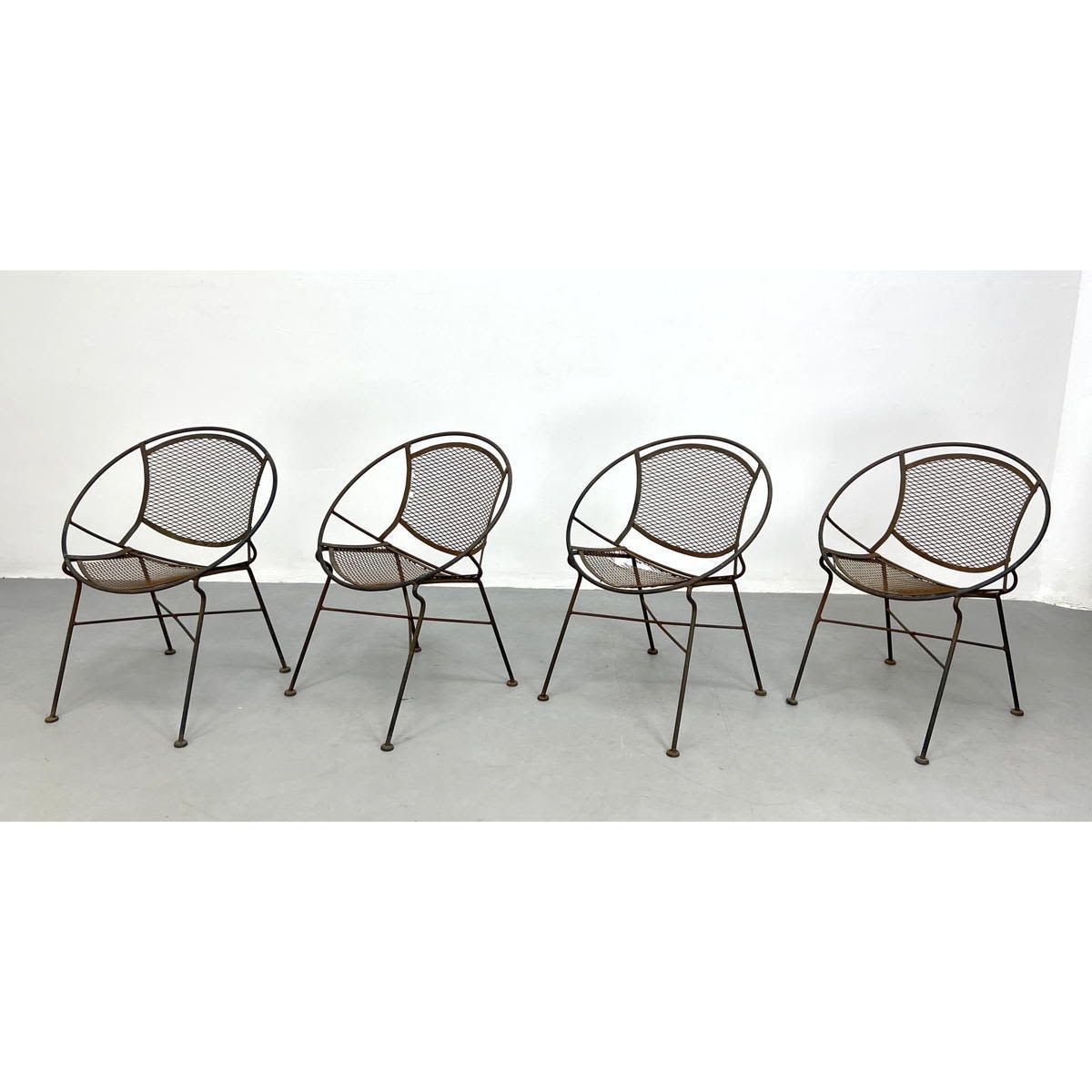 Set 4 Salterini Radar chairs. 

Dimensions: