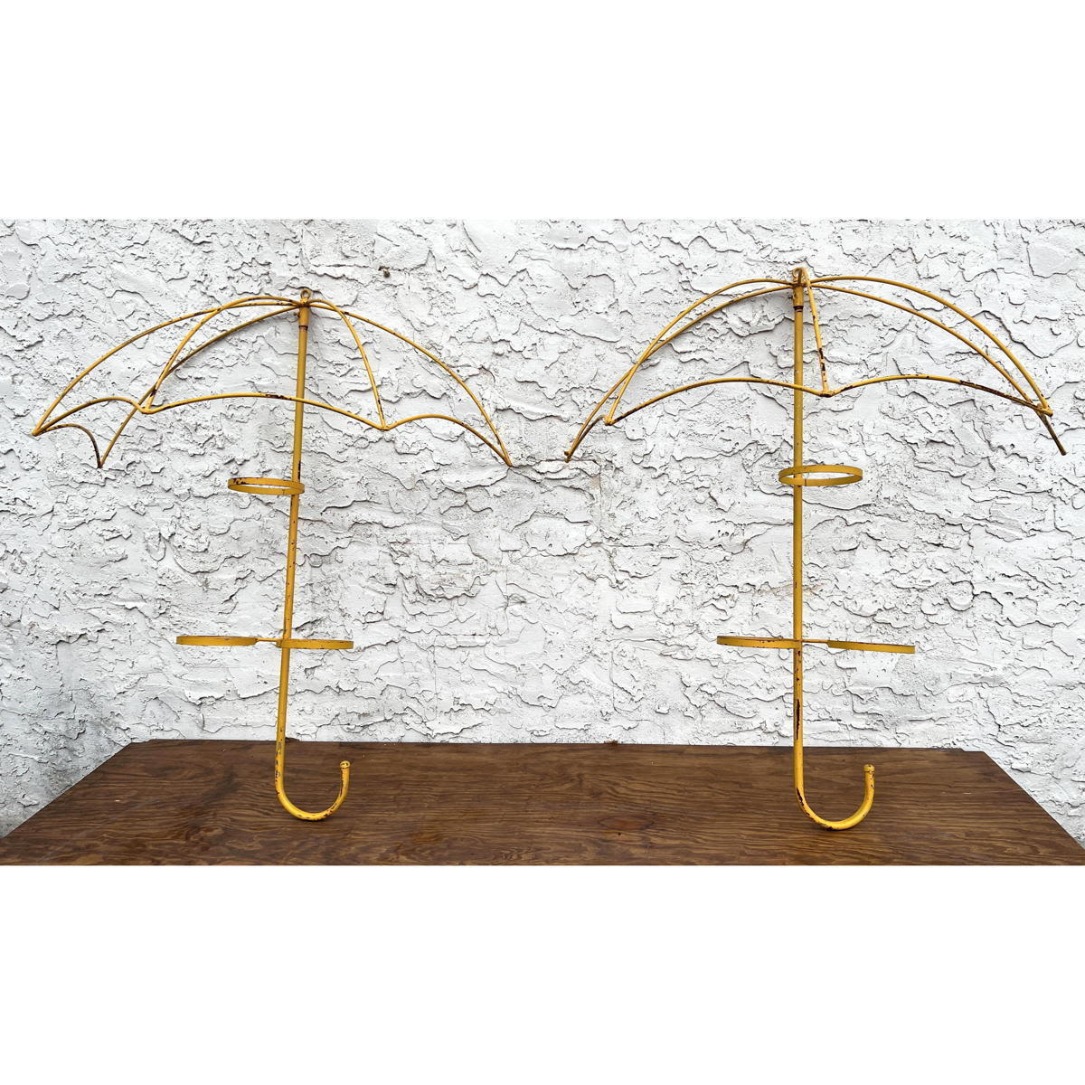 Pr Whimsical yellow umbrella wall 2bb095