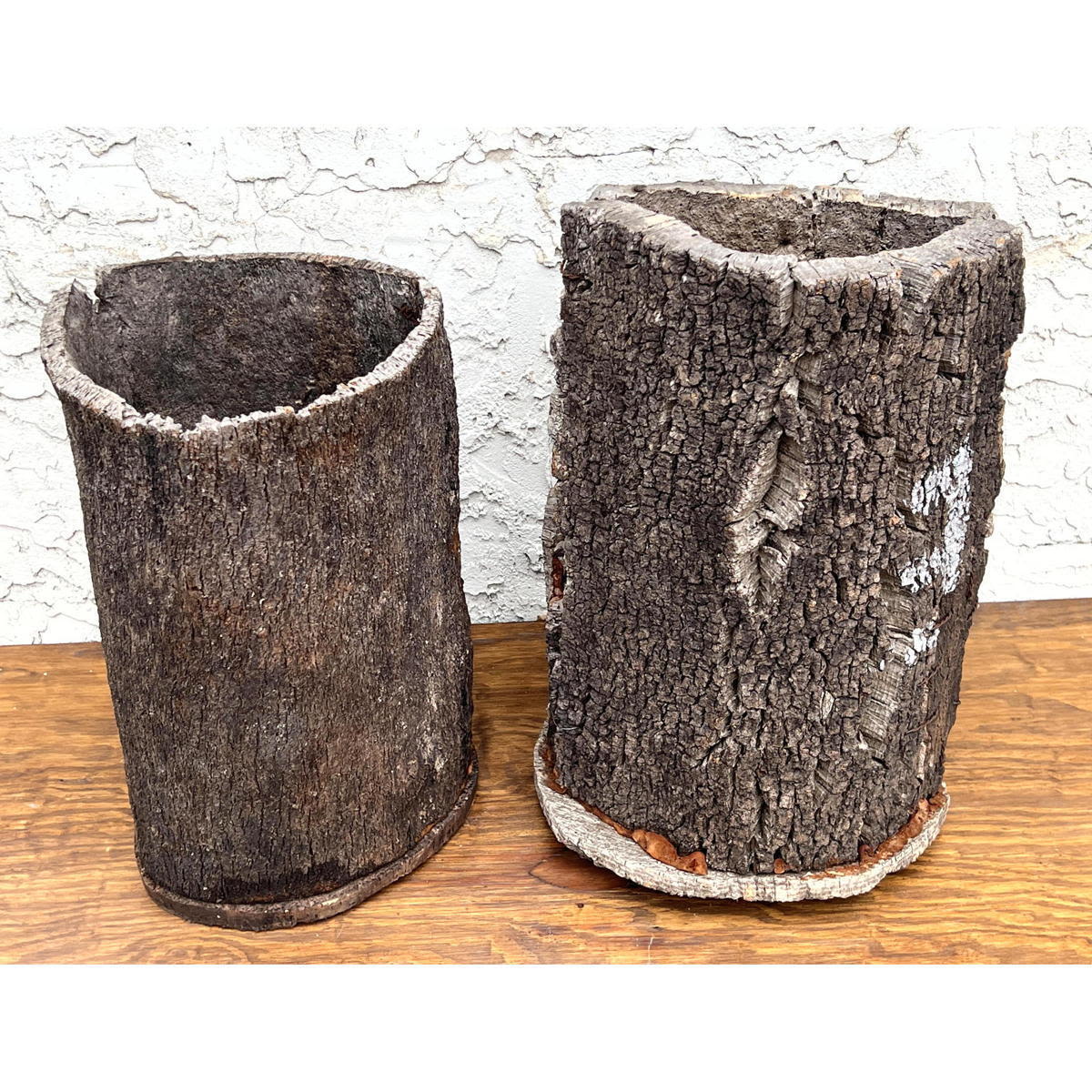 2pcs Beehive cork containers stands 2bb0ba