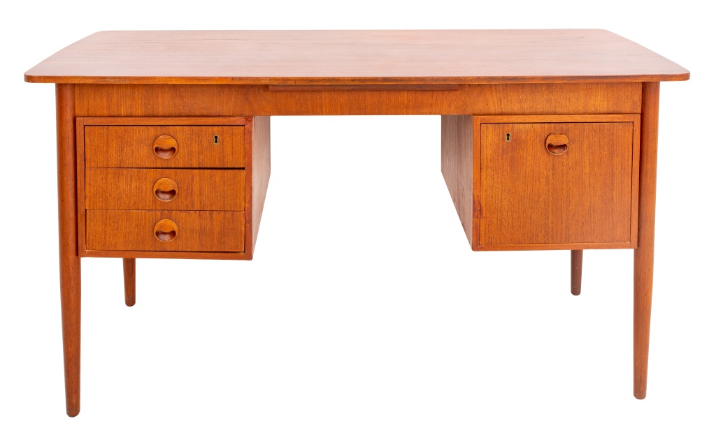 MID CENTURY MODERN WALNUT DESK 2bb1a4