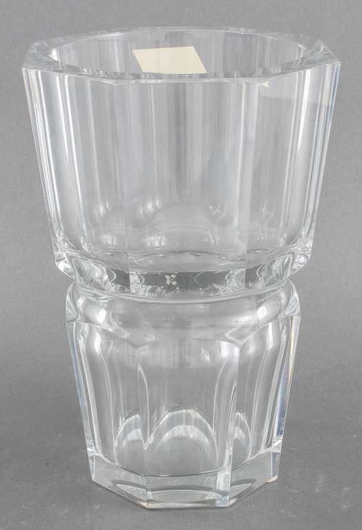 BACCARAT CRYSTAL VASE Baccarat 2bb1cc