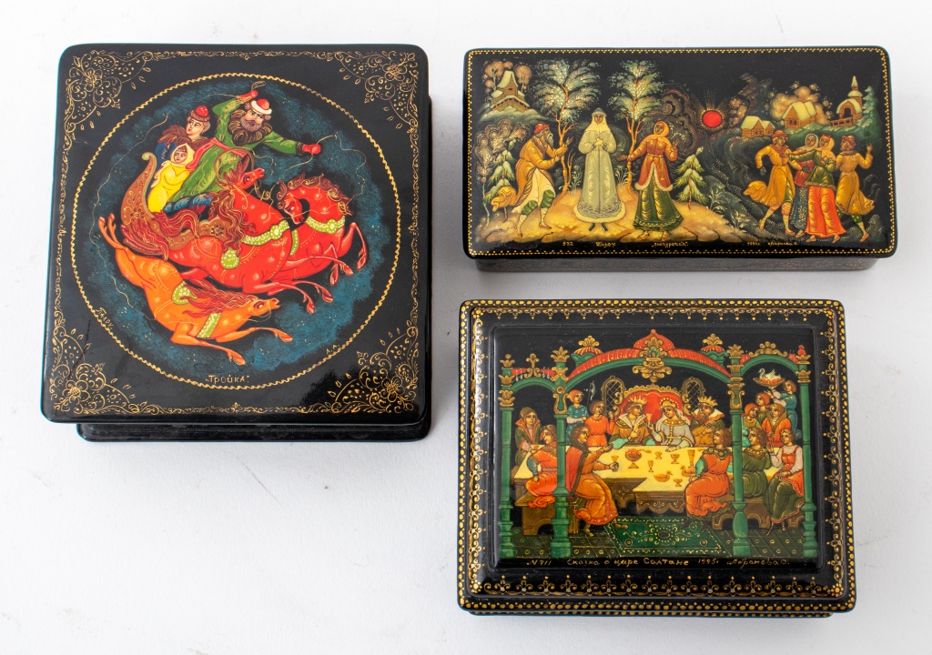 THREE RUSSIAN LACQUER BOXES, PALEKH,