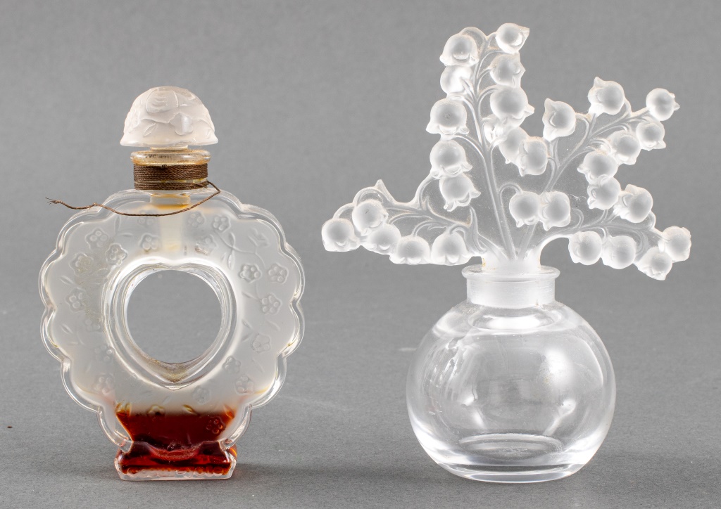 LALIQUE CRYSTAL GLASS PERFUME BOTTLES  2bb230