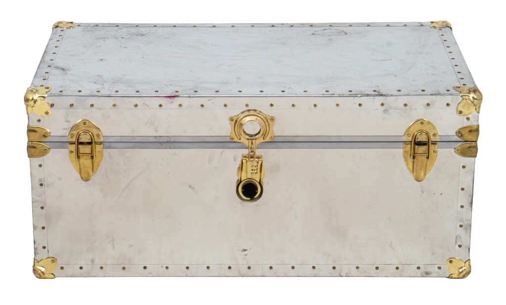 SILVERED AND GILT METAL TRUNK CHEST 2bb290