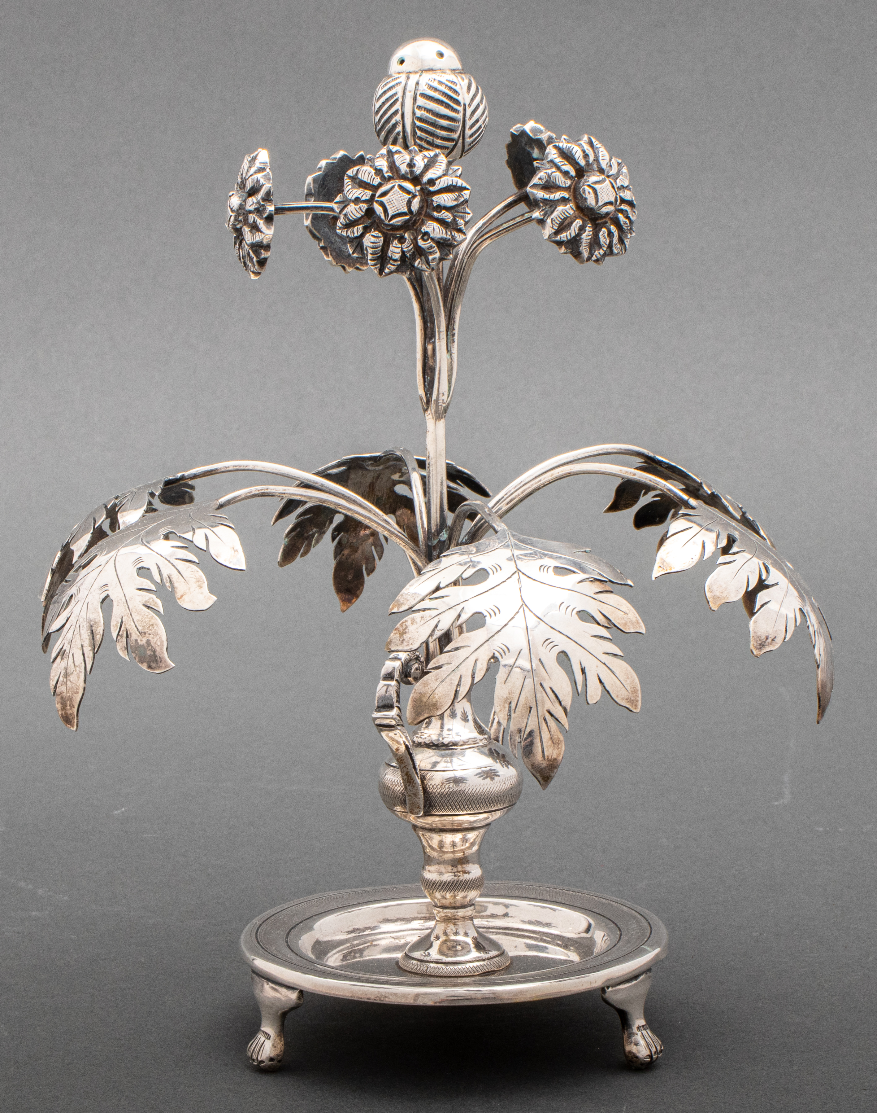 EUROPEAN SILVER FLORIFORM TOOTHPICK