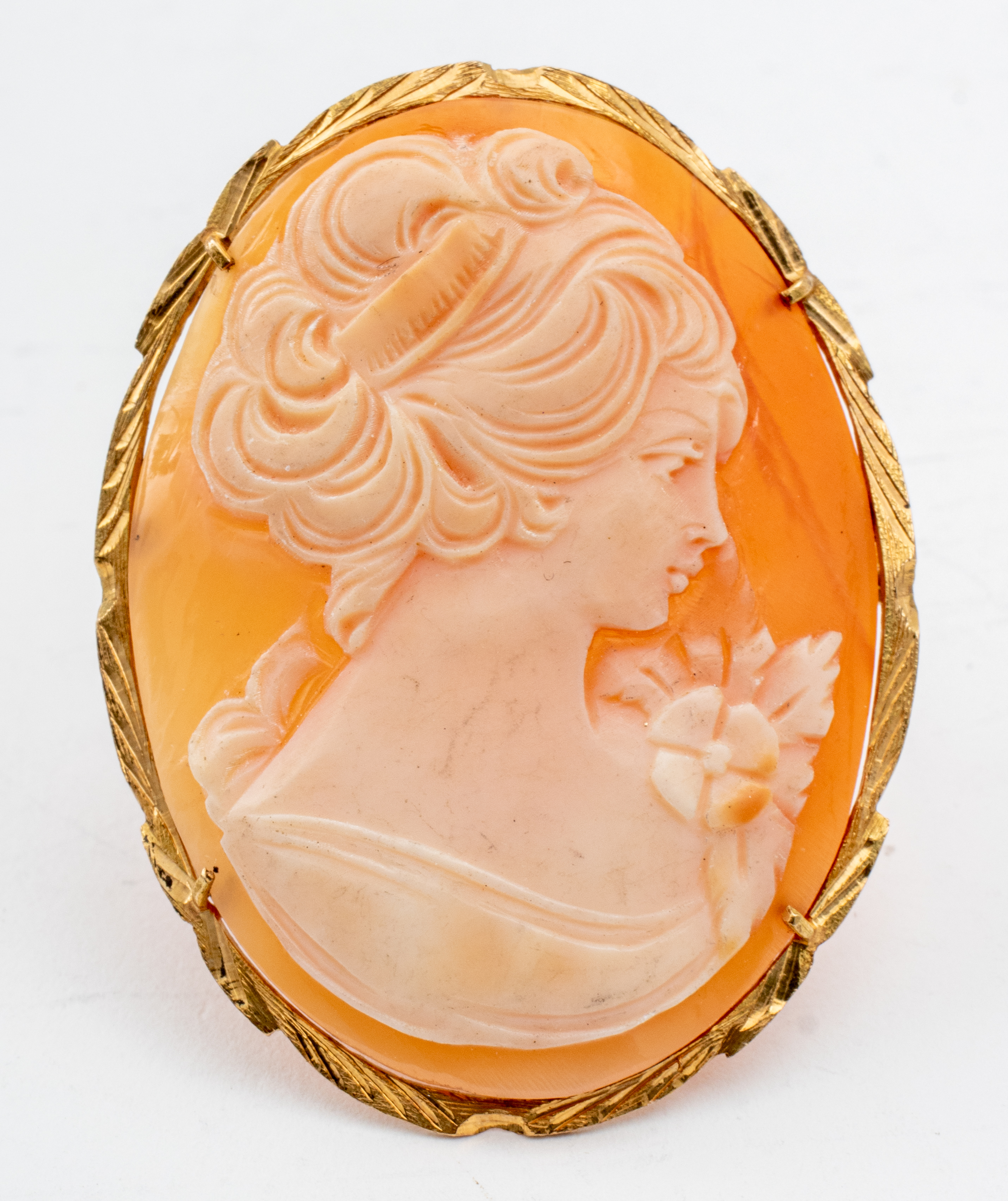 VINTAGE 18K YELLOW GOLD CAMEO BROOCH 2be1b2