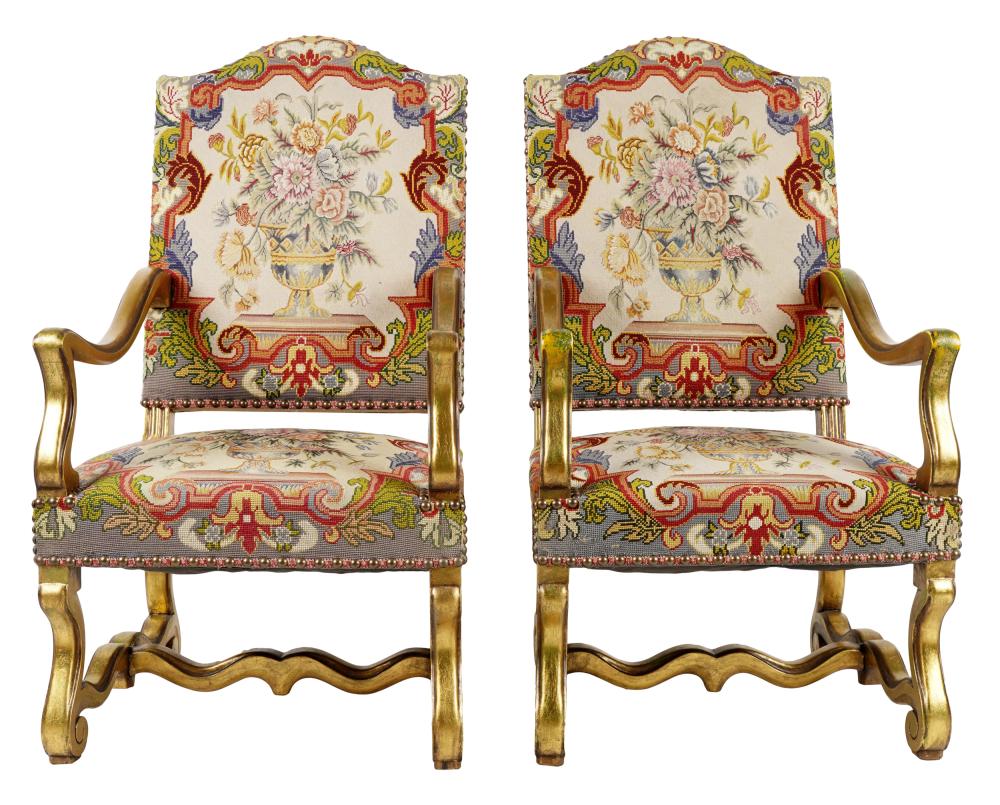 PAIR OF BAROQUE STYLE GILTWOOD