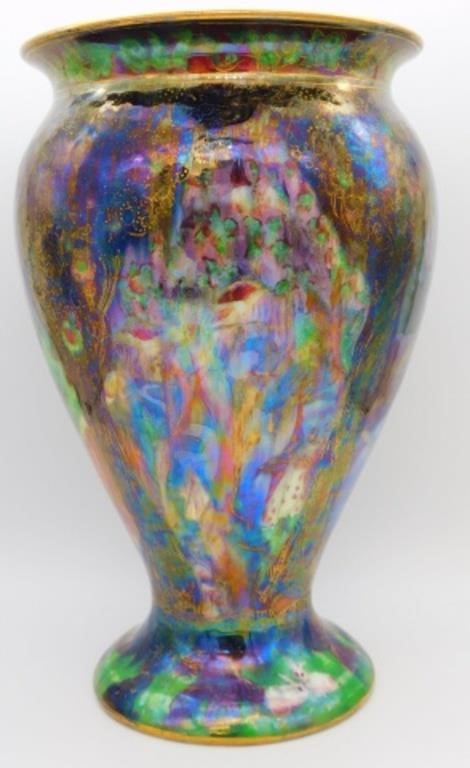 WEDGWOOD "FAIRYLAND LUSTRE" VASE