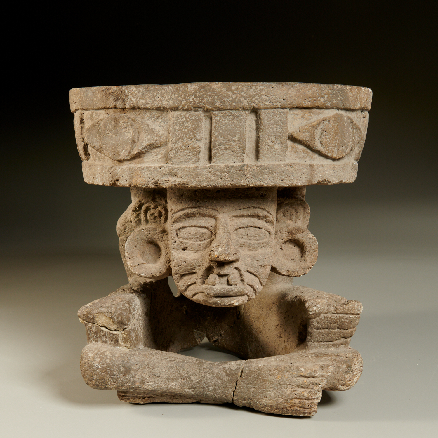 TEOTHIHUACAN OFFERTORY VESSEL,