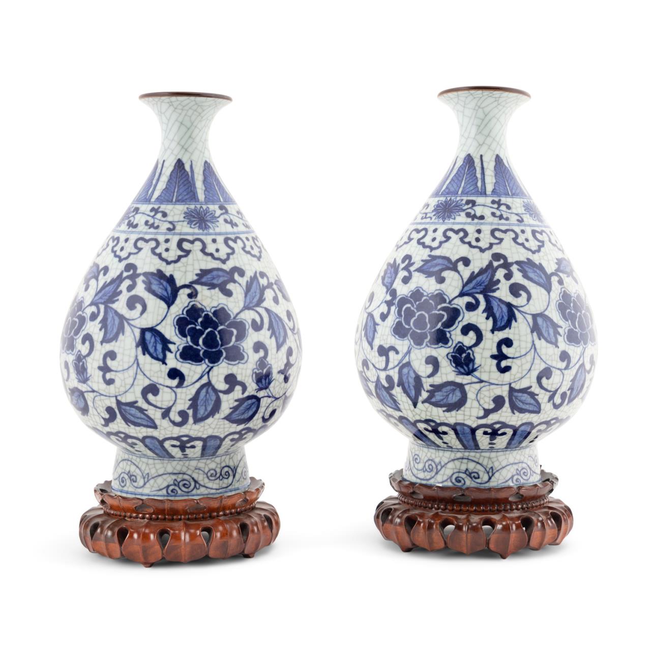 PR CHINESE BLUE & WHITE YUHUCHUN VASES