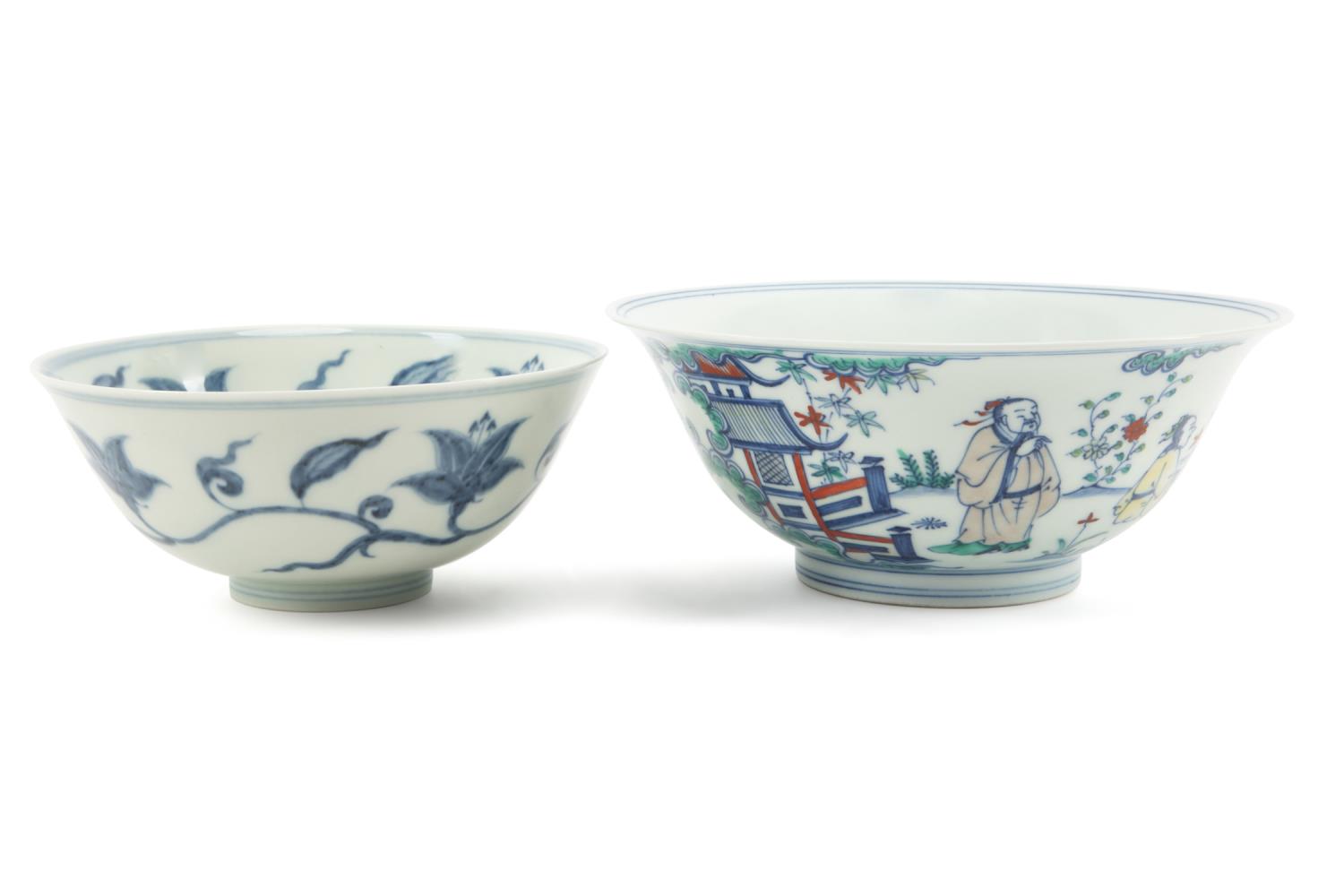 TWO CHINESE MING STYLE BOWLS Two 2bfb4f