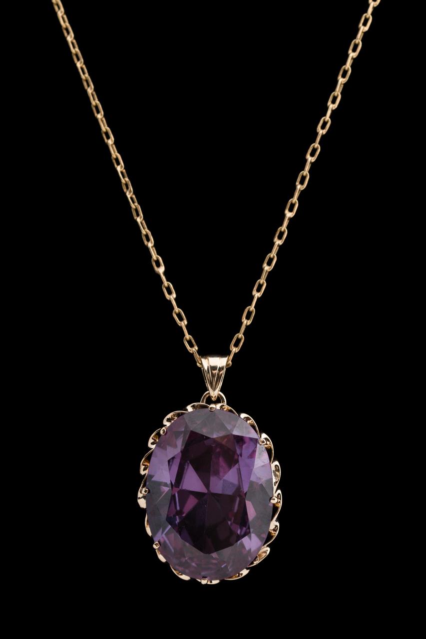 18K & SYNTH. SAPPHIRE PENDANT NECKLACE,