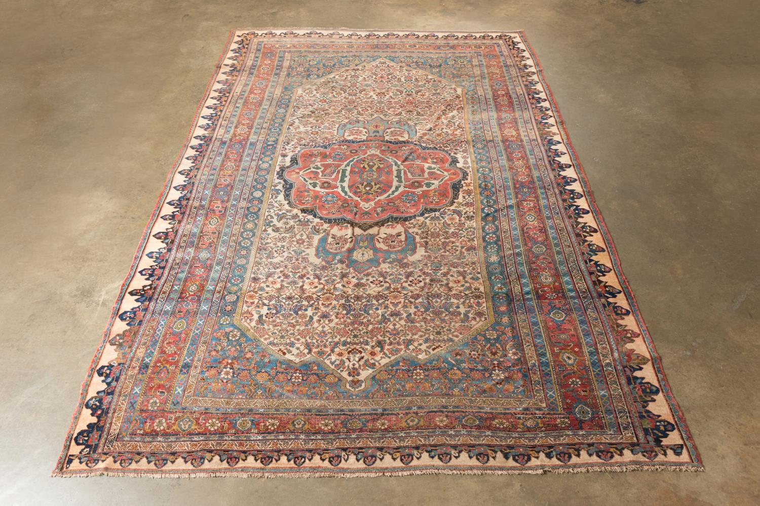 ANTIQUE HAND KNOTTED PERSIAN BIDJAR 2bfd15