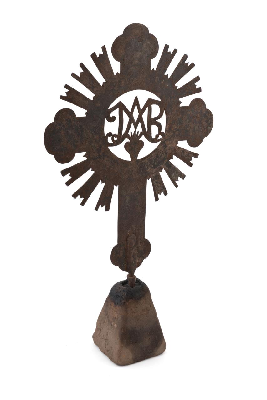 19TH C IRON MARIAN ALTAR CROSS 2bfd2f