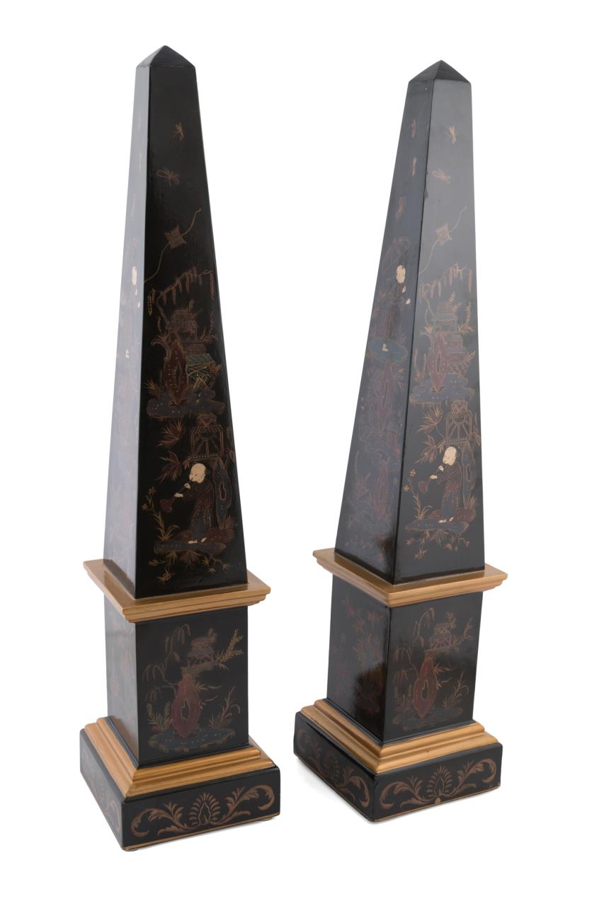 PAIR OF CHINOISERIE FIGURAL DECORATED
