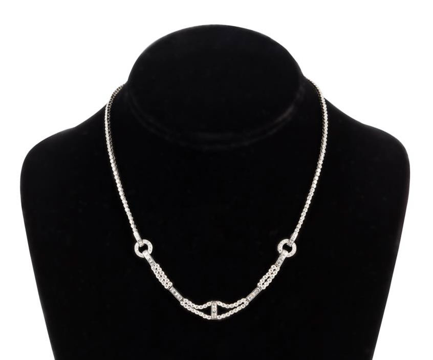 18K WHITE GOLD 2.2CTW DIAMOND NECKLACE